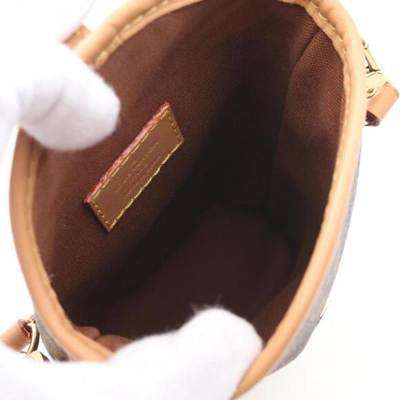 LOUIS VUITTON Brown Monogram Leather Shoulder Bag - Picture 4 of 9